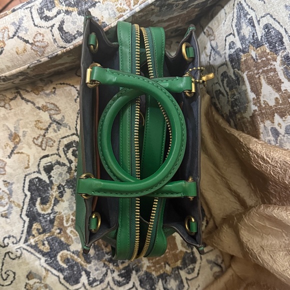 Coach Rogue 25 Green C3877 - Picture 14 of 15
